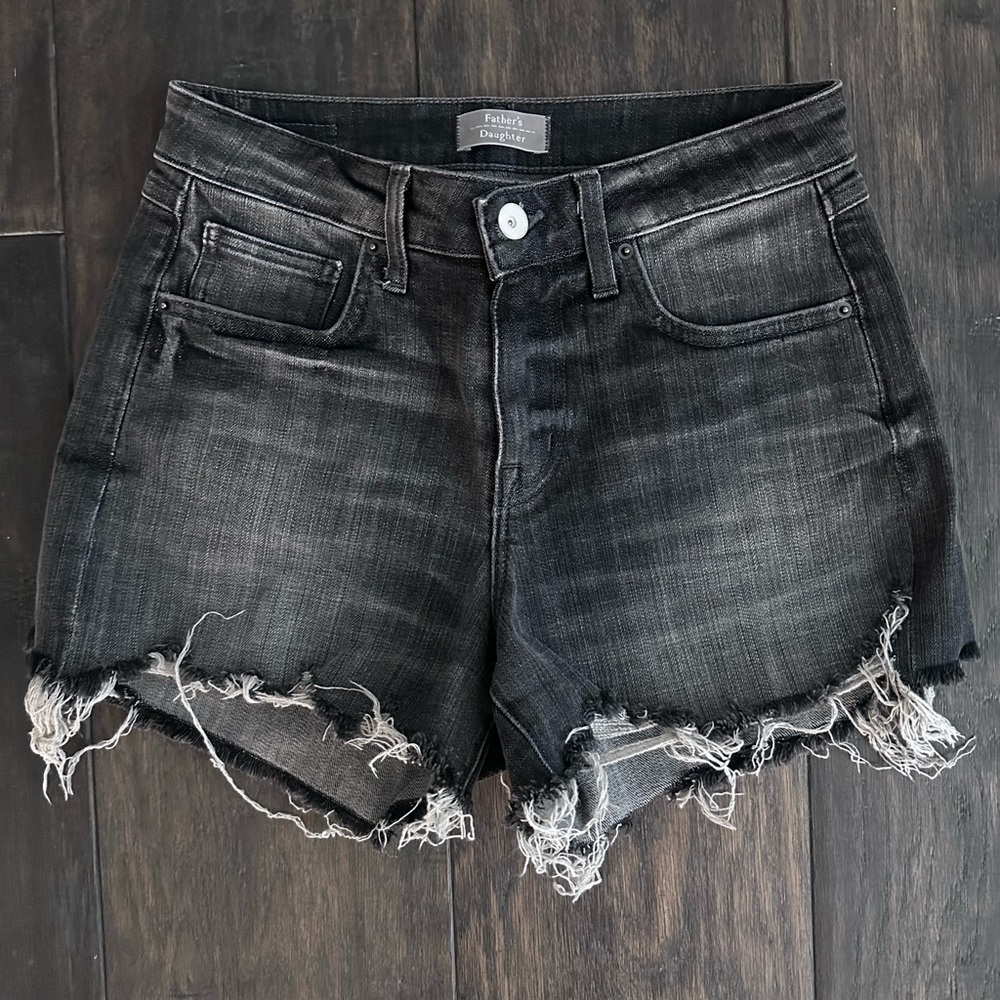 Father’s Daughter distressed denim high waisted short